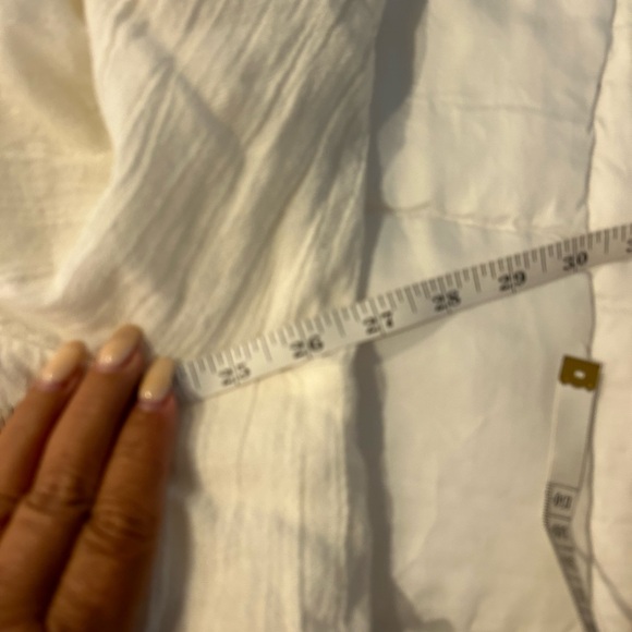 ❗️SOLD❗️We The Free Cream Blousy Crop Top - Picture 9 of 10